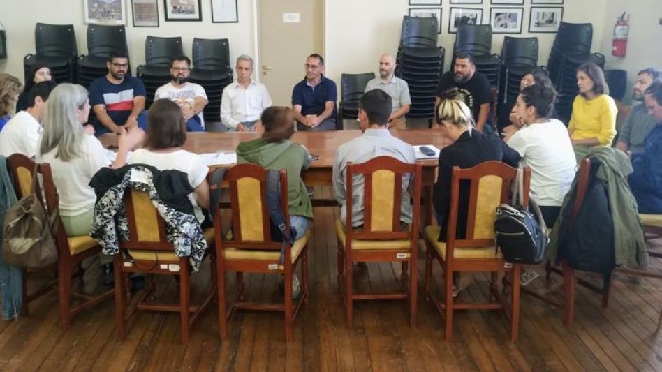 El Consejo local de Hábitat se reunió ayer con el intendente Nelson Sombra e integrantes de su gabinete.  PRENSA CONCEJO DELIBERANTE
