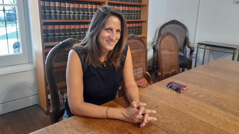La secretaria académica de la Facultad de Derecho de Azul, Magdalena Soloaga, el día que habló con diario EL TIEMPO en la casona donde funciona el Centro de Investigación y Posgrado de la UNICEN.    