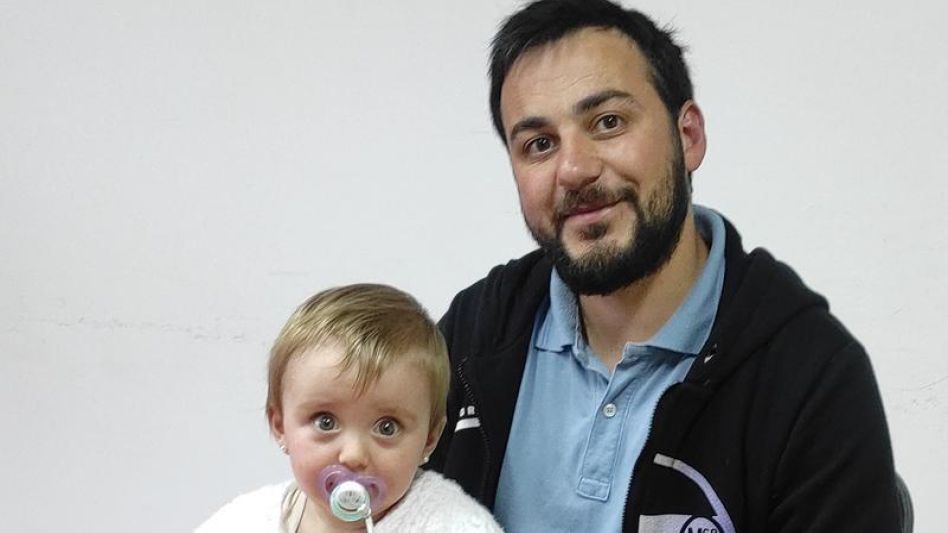 El instructor Claudio Di Tomaso visitó EL TIEMPO junto a su hija Juana. 
