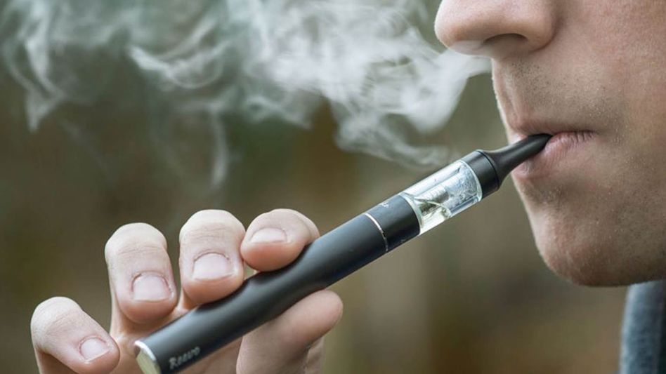 Alertan por el impacto de la legalización de los cigarrillos electrónicos