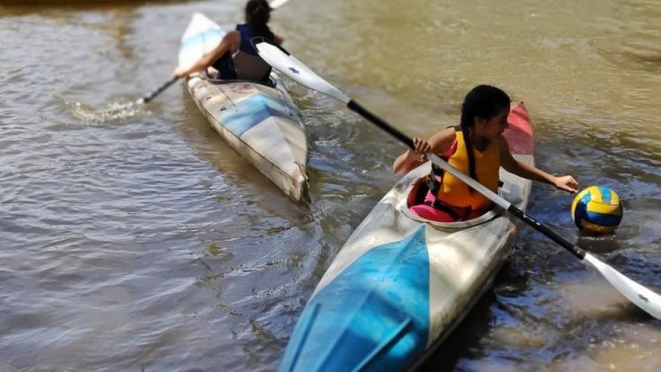 Clases de canotaje y kayak polo