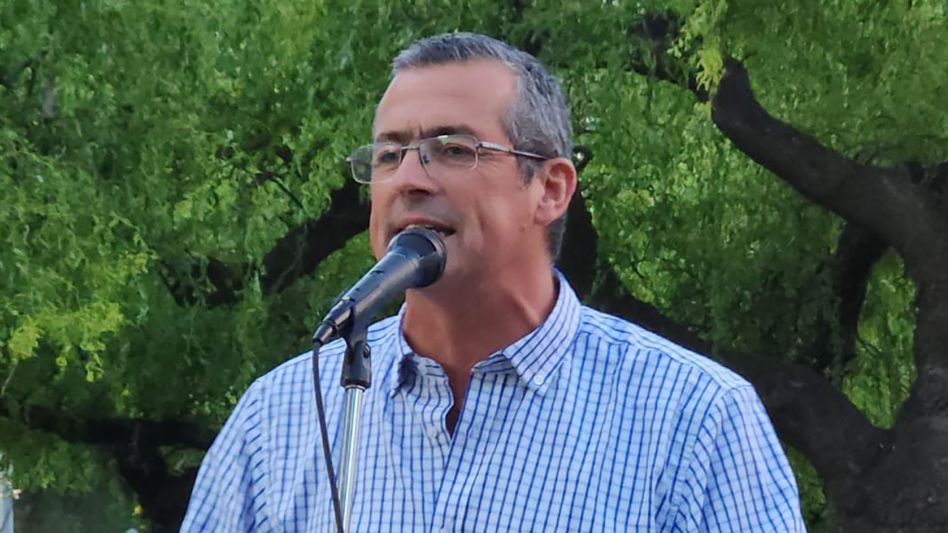 El presidente del Foro de Intendentes radicales alerta sobre el costo social del Plan Milei