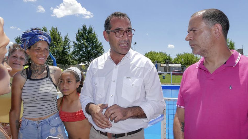 Con la presencia del intendente Nelson Sombra, se realizó el acto de inauguración de la temporada de verano 2024 en la Pileta Municipal Monte Viggiano. PRENSA MUNICIPAL