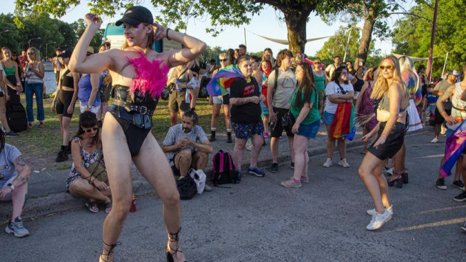  Hoy se realiza la cuarta marcha del orgullo de la ciudad de Azul