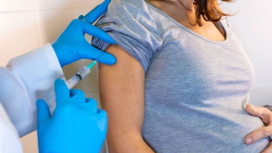 Coronavirus: recomiendan vacunarse ante fuerte suba de casos por nueva variante