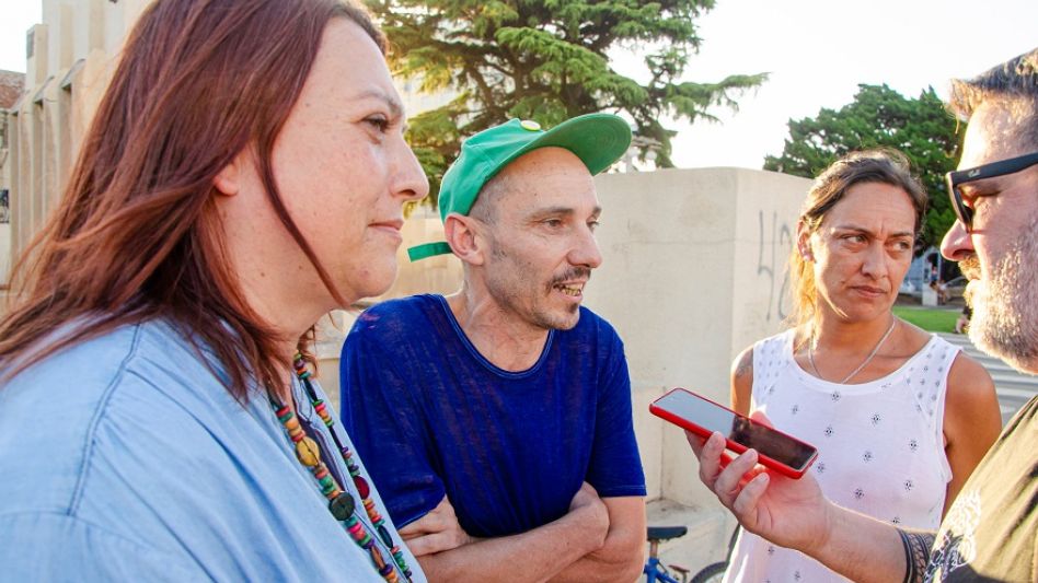 Ana Luz Grande, Julián Méndez y Analía Bertot, 