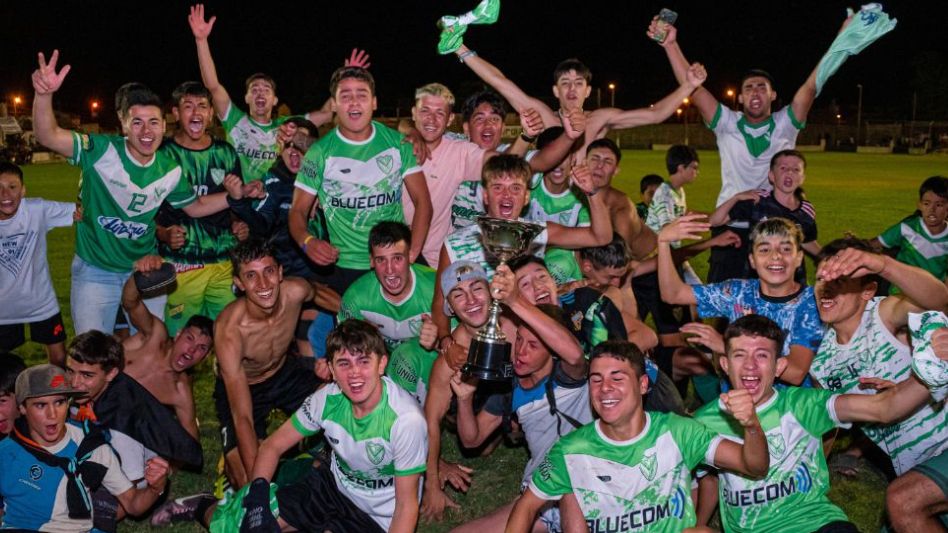 Alumni, Vélez, Piazza y Estrellas son los campeones 