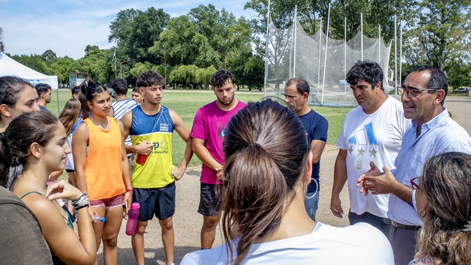 Se desarrolla el Campus de Atletismo en Azul