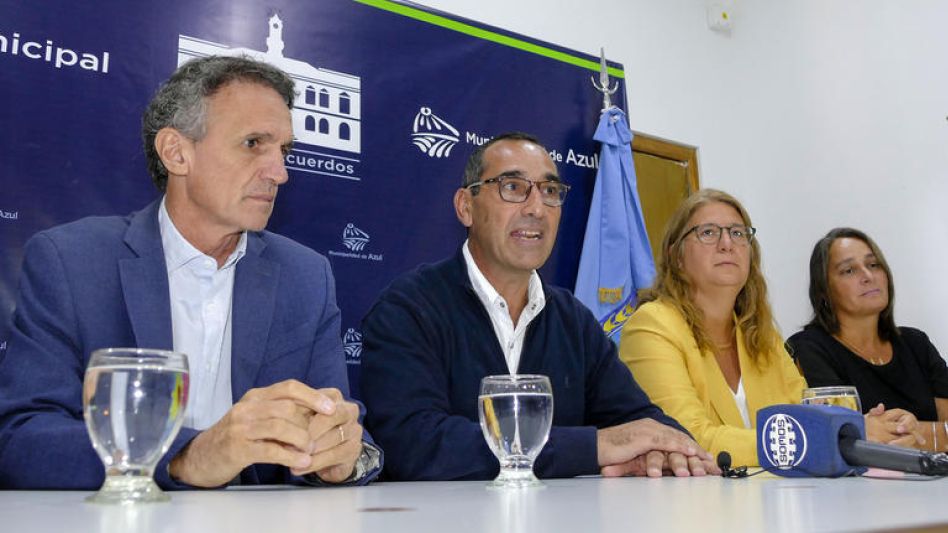 El ministro Gabriel Katopodis junto al intendente Sombra.