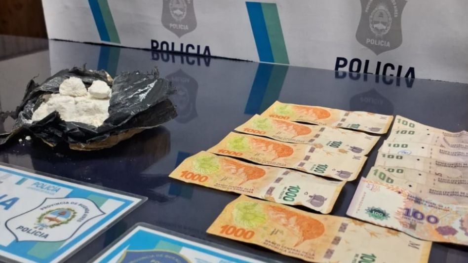  Detención para el hombre que recibió una encomienda donde había casi medio kilo de cocaína