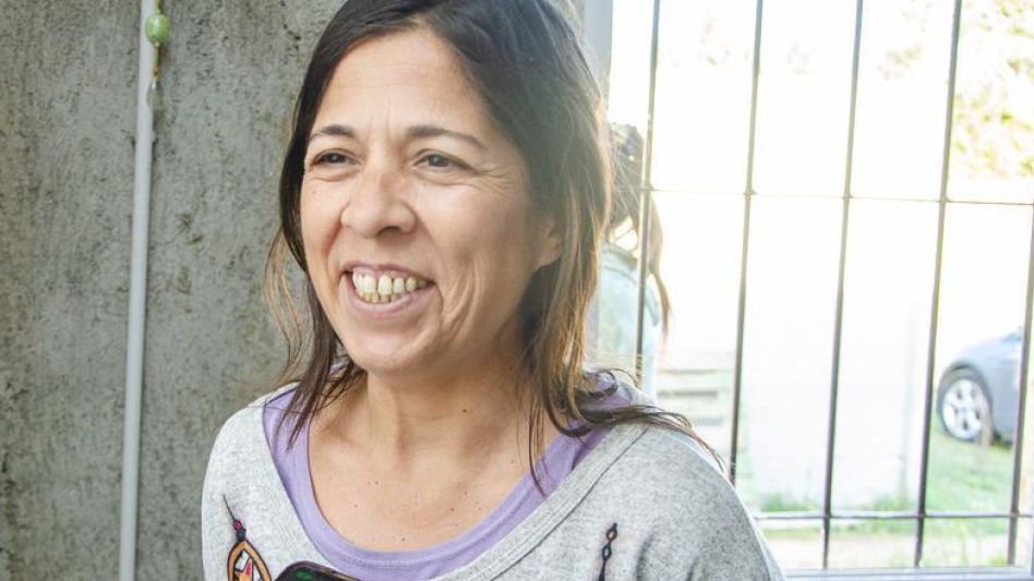 La docente Lucrecia Luján habló con diario EL TIEMPO sobre la campaña para juntar útiles escolares que realizarán este viernes 23 de febrero en Libertad 1076.  ARCHIVO/NACHO CORREA