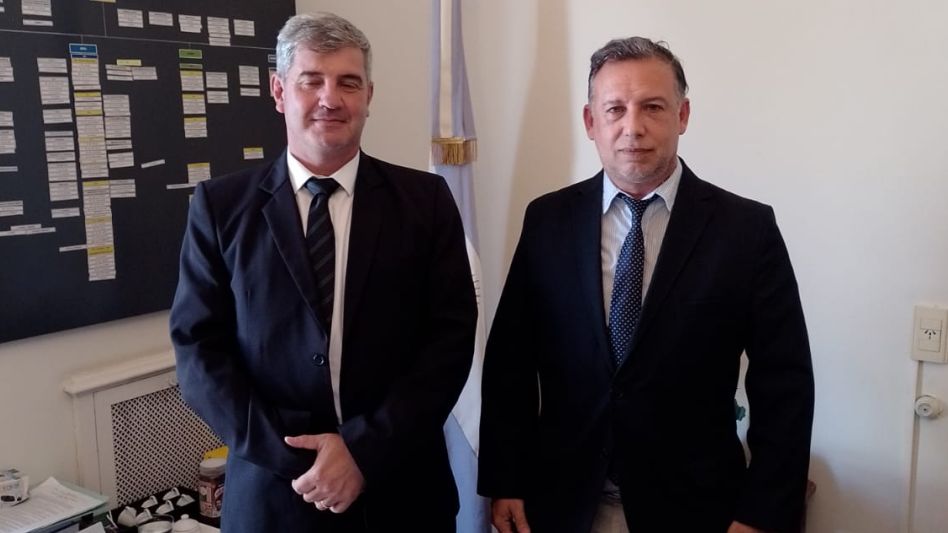 El fiscal General Sobrino y el comisario Caccia, durante el encuentro que ambos mantuvieron en sede judicial. FOTO: PRENSA FISCALÍA GENERAL