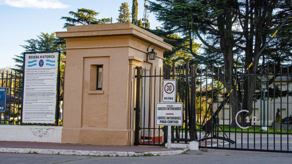En el Regimiento de Caballería de Tanques 10 ?Húsares de Pueyrredón? de Azul están situados como ocurridos los hechos. NACHO CORREA