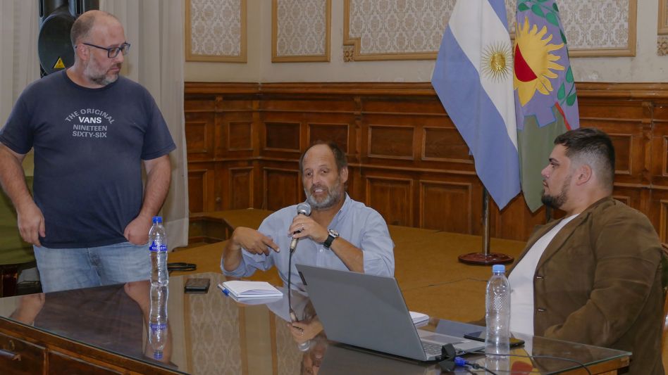 Reunión con autoridades provinciales del sector apícola