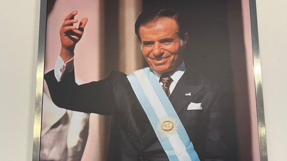 ¿A quiénes incluyó el gobierno en el "Salón de los Próceres"?