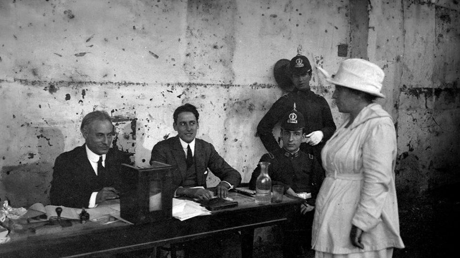 Julieta Lanteri, una luchadora audaz y pionera que fue clave en la conquista de derechos femeninos