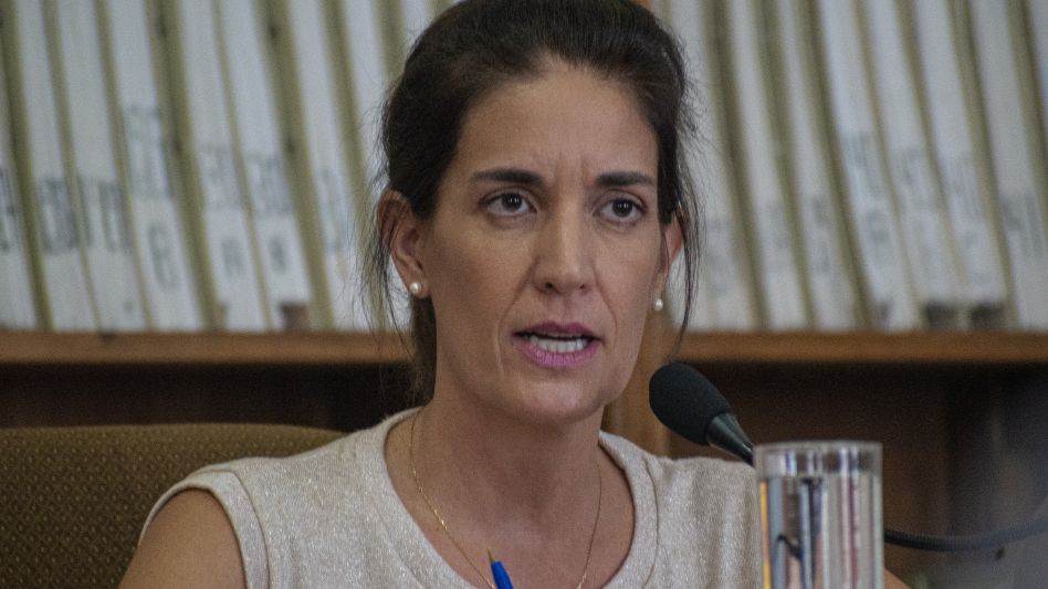 La concejal de UCR-Azul, Pilar Álvarez, durante la primera sesión ordinaria del año 2024.  ARCHIVO/NICOLAS MURCIA