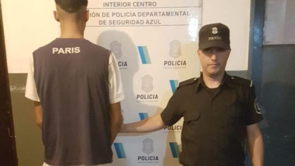 Dos jóvenes están detenidos por  un robo de plantas de marihuana 