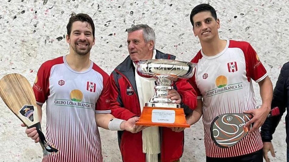 Facundo Andreasen y Bruno Di Luca defenderán los colores de Huracán de Chillar en la máxima categoría del torneo de la Federación de Pelota de la Provincia de Buenos Aires (FPPBA).