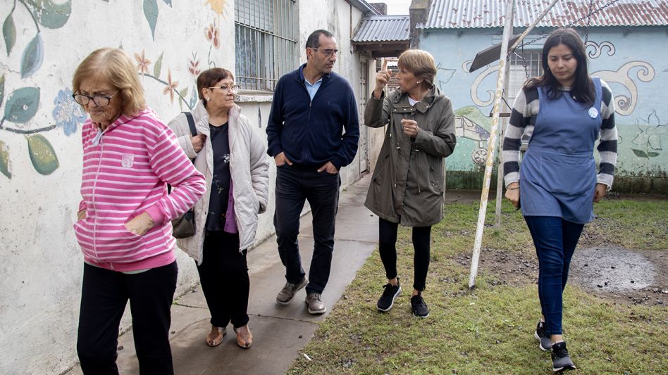 Visita del Intendente al Rinconcito del Carmen
