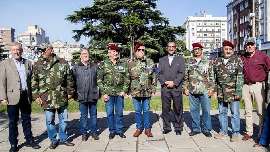 Se realizó el acto por el Día de los Veteranos  y de los Caídos durante la Guerra de Malvinas