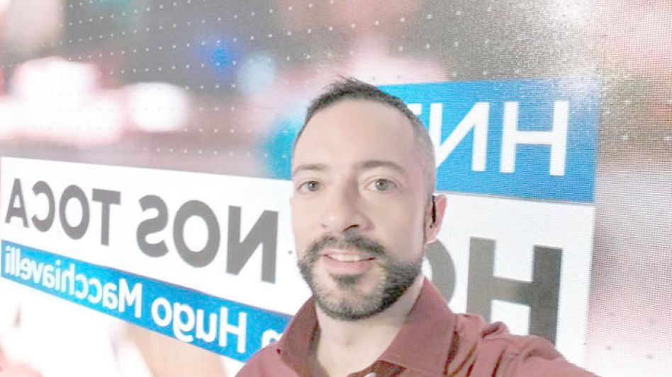 El meteorólogo azuleño Lucas Berengua fue reincorporado en su puesto de trabajo en el Servicio Meteorológico Nacional (SMN).