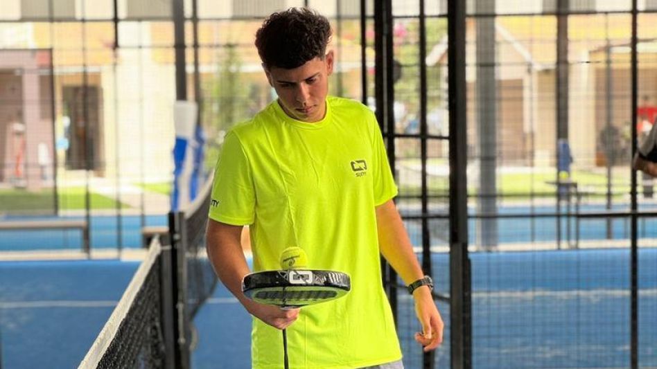 Joaquín Bastos se prepara para cumplir una de sus metas en el pádel.