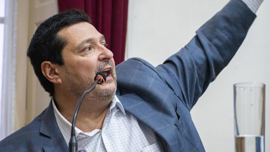 Alejandro Vieyra, concejal de Nuevo Azul, apuntó al bloque libertario: El ghost writer, el escritor fantasma que les escribe, les dice qué decir.  NACHO CORREA