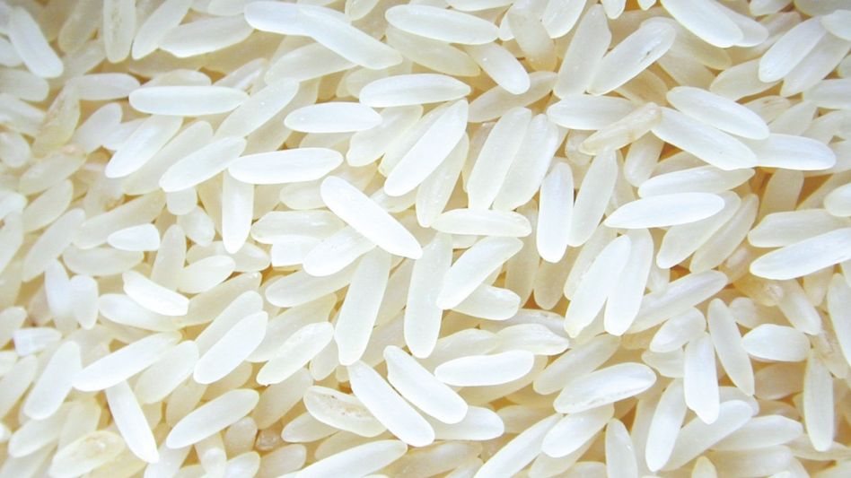 Prohíben la venta de un falso arroz que usaba el envase de una reconocida marca