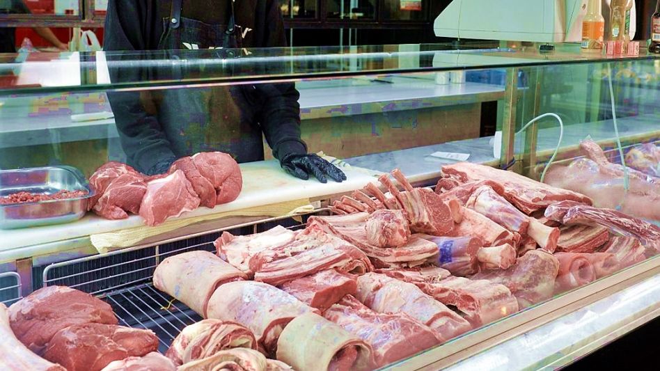 El consumo de carne retrocedió casi 18% respecto a 2023 y marca un triste récord