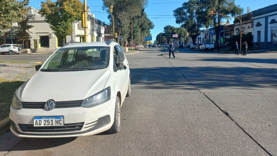  Las víctimas de este choque resultaron con lesiones que no ponían en riesgos sus vidas, se informó en un reporte policial. FOTO: SOMOS AZUL