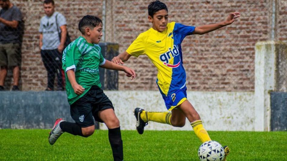 Los chicos vuelven a salir a la cancha  