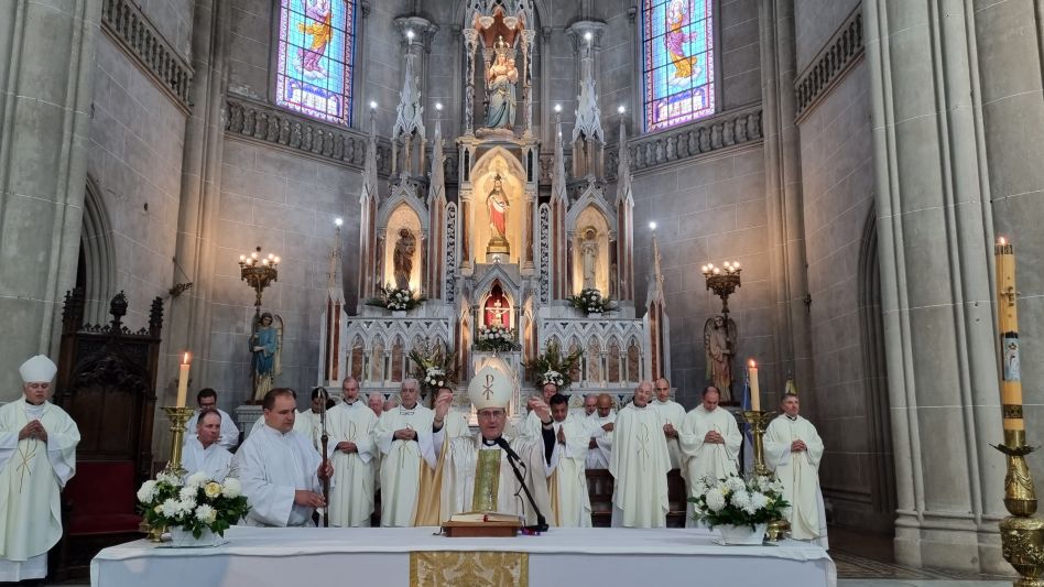 Santa misa por el 90° Aniversario de  la Diócesis en el marco del Año Jubilar