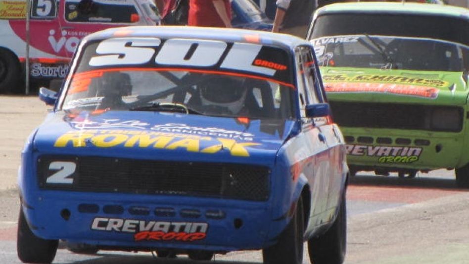  Leopoldo Cirioli y Facundo Álvarez terminaron segundo y tercero en la final de la Monomarca. Foto: gentileza Olavarríanoticias.