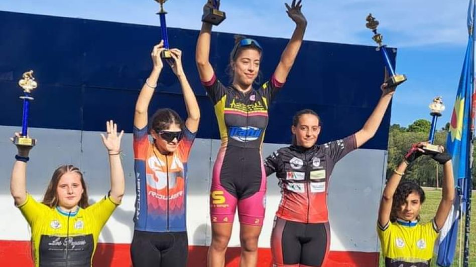 La ciclista Azimonti obtuvo el primer puesto en el campeonato "Infanto Bonaerense"