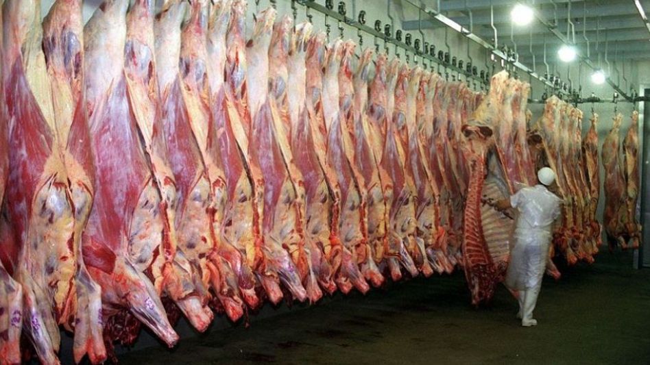 La Secretaria de Bioeconomía derogó una serie de medidas originadas en el gobierno de Néstor Kirchner, donde se requería a los frigoríficos bovinos informar el precio de la hacienda adquirida.