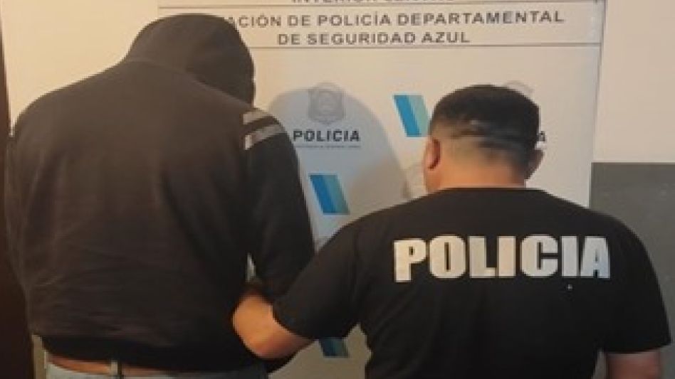 El investigado sigue detenido en la comisaría primera, a la espera de su traslado a una cárcel. FOTO: SECCIONAL PRIMERA AZUL/PBA