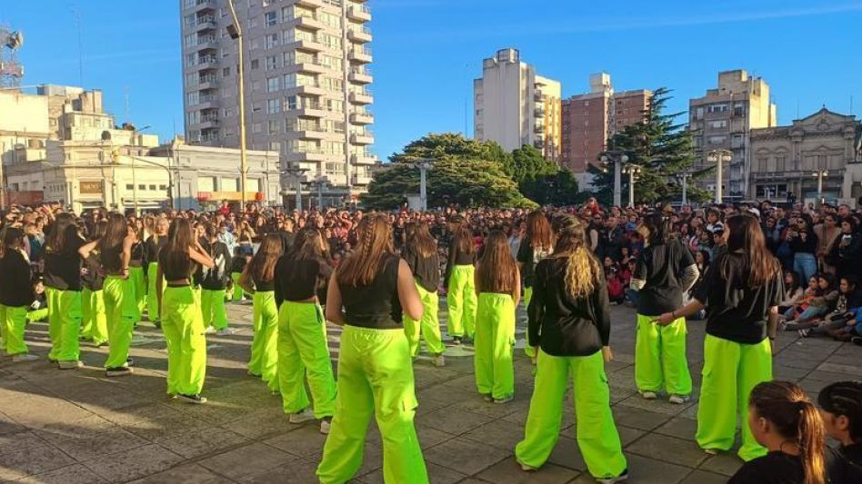 Se festejó ayer el Día Internacional de la Danza.   GENTILEZA JORGE  