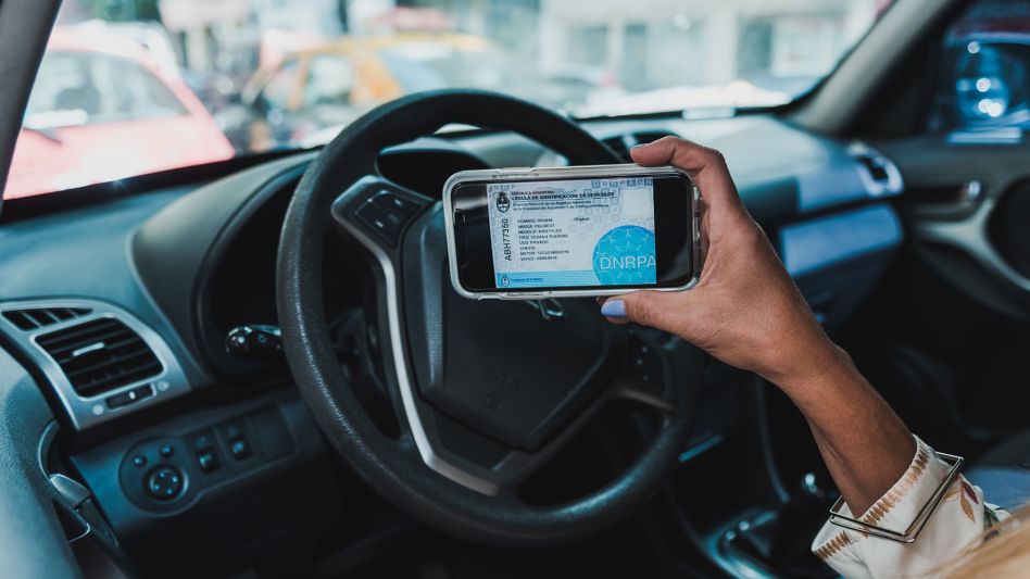El Gobierno reducirá el 40% de los Registros del Automotor, eliminará la cédula azul y flexibilizará ciertas normas