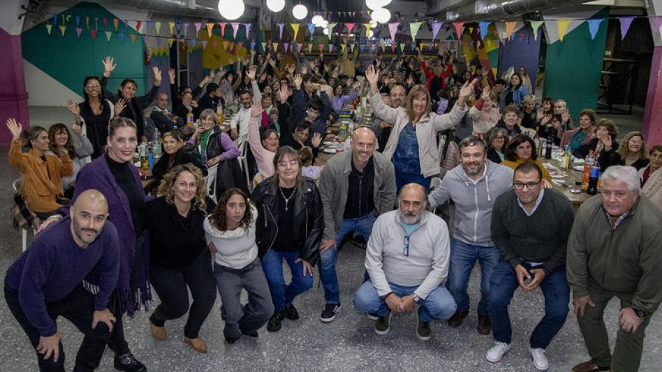 Se vivió un gran momento el viernes en el SUMAC. Todos por un objetivo en común: colaborar con el Hogar Sagrado Corazón.   PRENSA MUNICIPAL/ LUCAS TEDESCO  