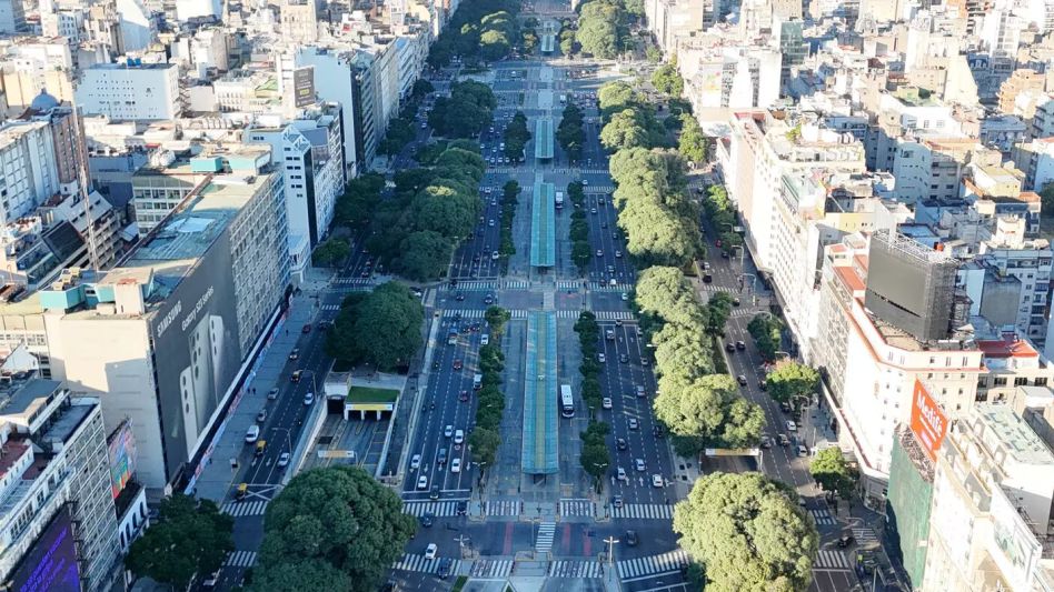 Fuerte en transporte, escuelas y Estado; menos acatamiento en comercio: radiografía del paro