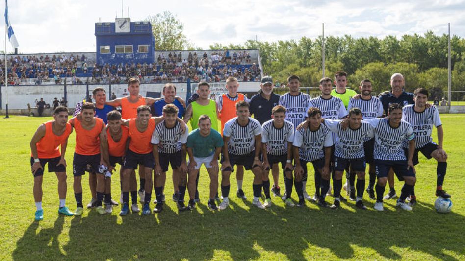 Cemento Armado recibirá a Chacarita Juniors en una nueva edición del clásico del Sur.  FOTOS: ARCHIVO/NICOLÁS MURCIA