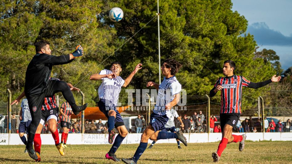 Cemento y Chacarita igualaron en cero en la ida de los cuartos de final. NICOLÁS MURCIA