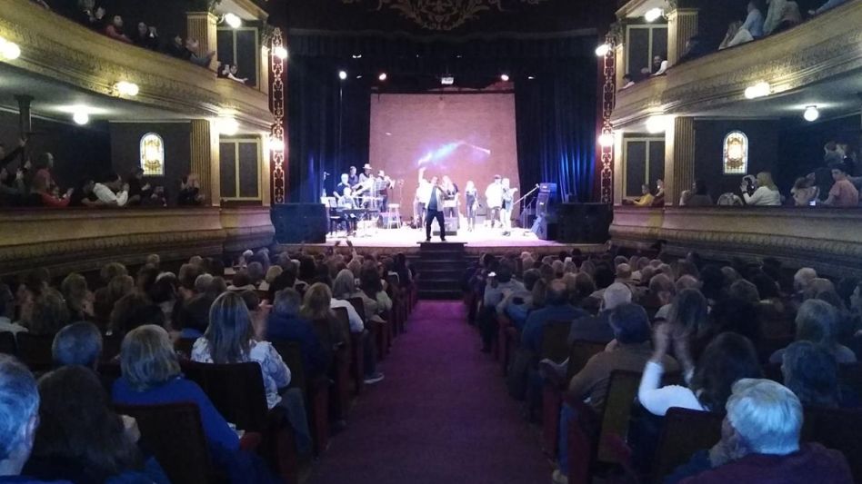 El espectáculo musical a beneficio de la Cooperadora del Hospital Pintos se realizó días atrás en el Teatro Español.