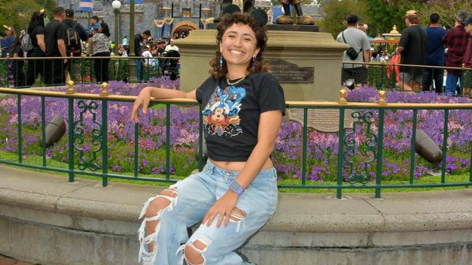 La azuleña estuvo visitando Disney World.