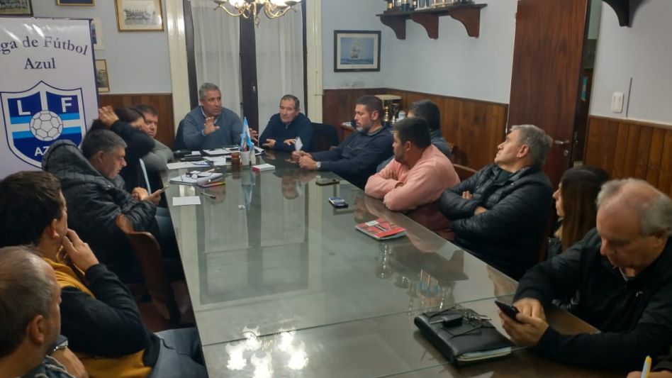 Las semifinales se disputarán el domingo 