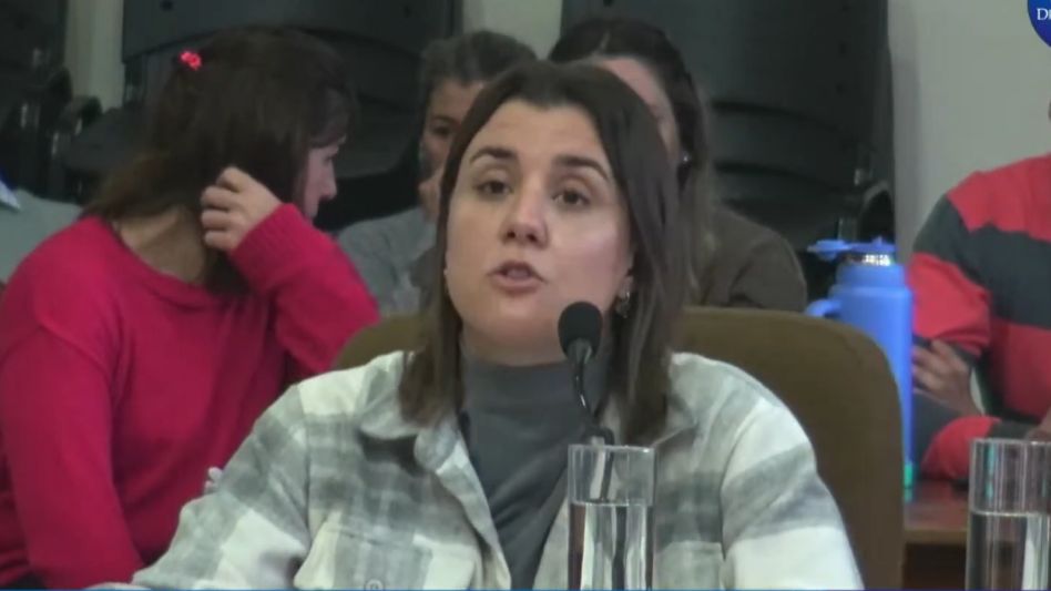  "No podemos     sostener una estafa a nuestros  vecinos", dijo la concejala Consuelo Burgos