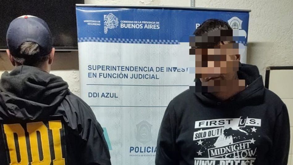 El joven que cumple arresto domiciliario. Lo arrestaron el pasado 9 de agosto, al igual que al otro acusado. FOTO: DDI AZUL/PBA.