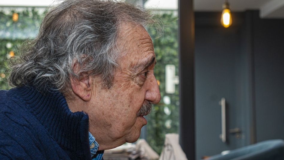 El dirigente radical Ricardo Alfonsín criticó la Ley de Bases durante la rueda de prensa que brindó días atrás en Azul.  NICOLAS MURCIA