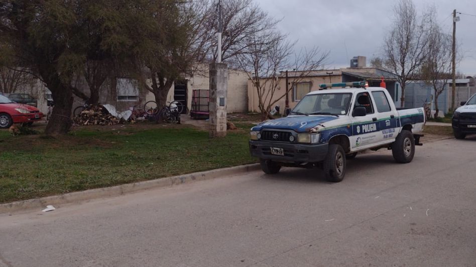 El allanamiento en la casa del investigado se realizó ayer viernes. FOTO: SUBCOMISARÍA CACHARÍ/PBA 